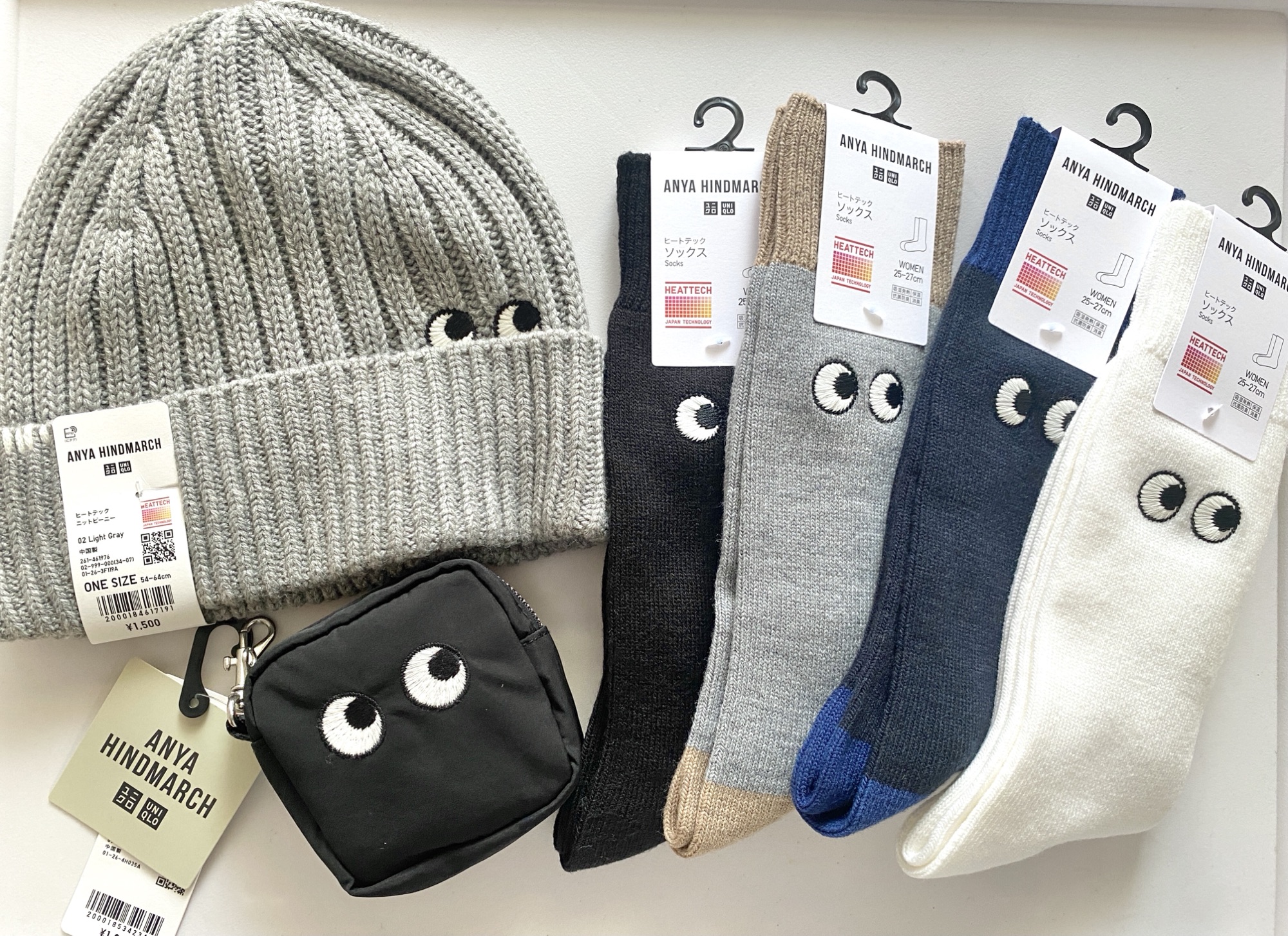大阪 買い物】ユニクロ×アニヤ（UNIQLO x ANYA HINDMARCH）必死